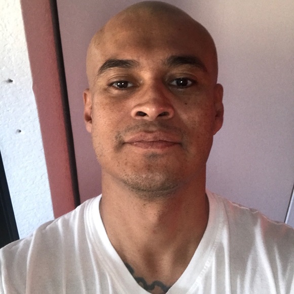 Meet your Posher, Ramon - Picture 3 of 6